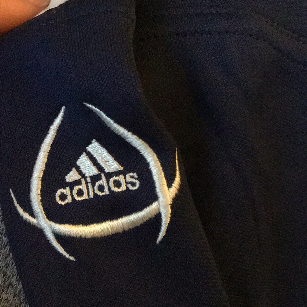 Navy blue Adidas jacket - Picture 5 of 5